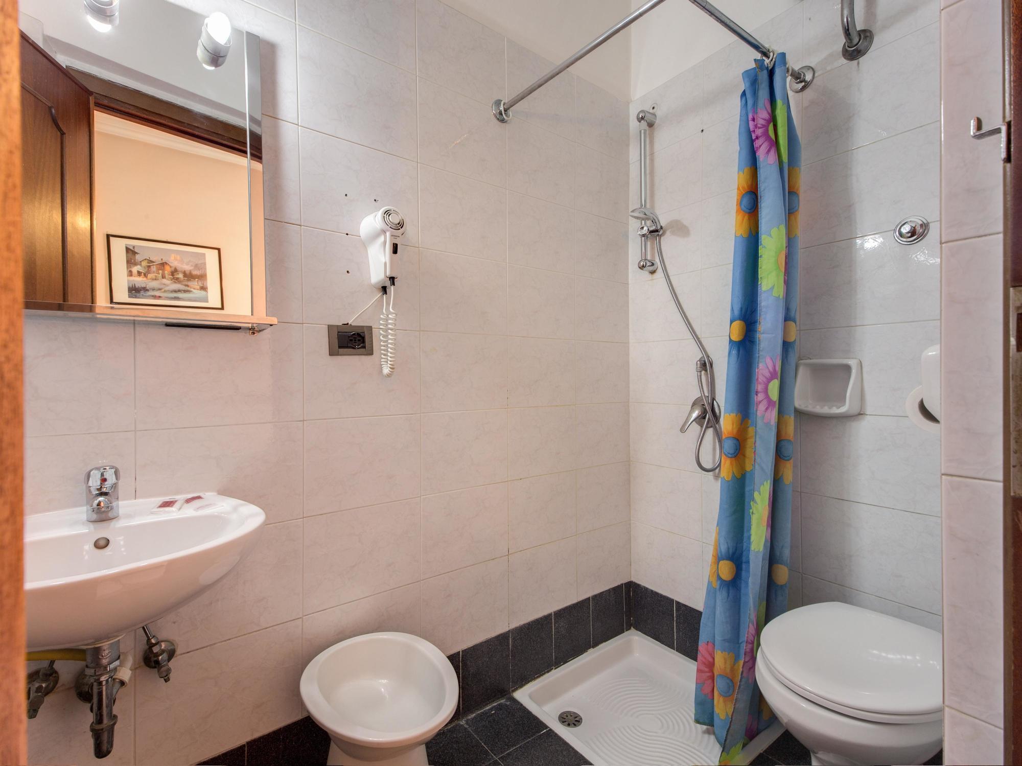 רומא Hotel Rubino מראה חיצוני תמונה