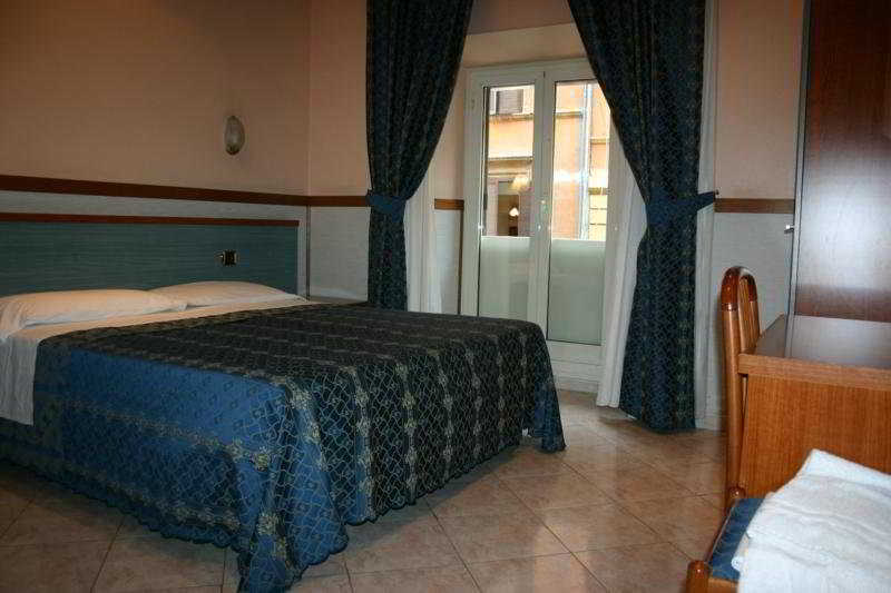 רומא Hotel Rubino מראה חיצוני תמונה