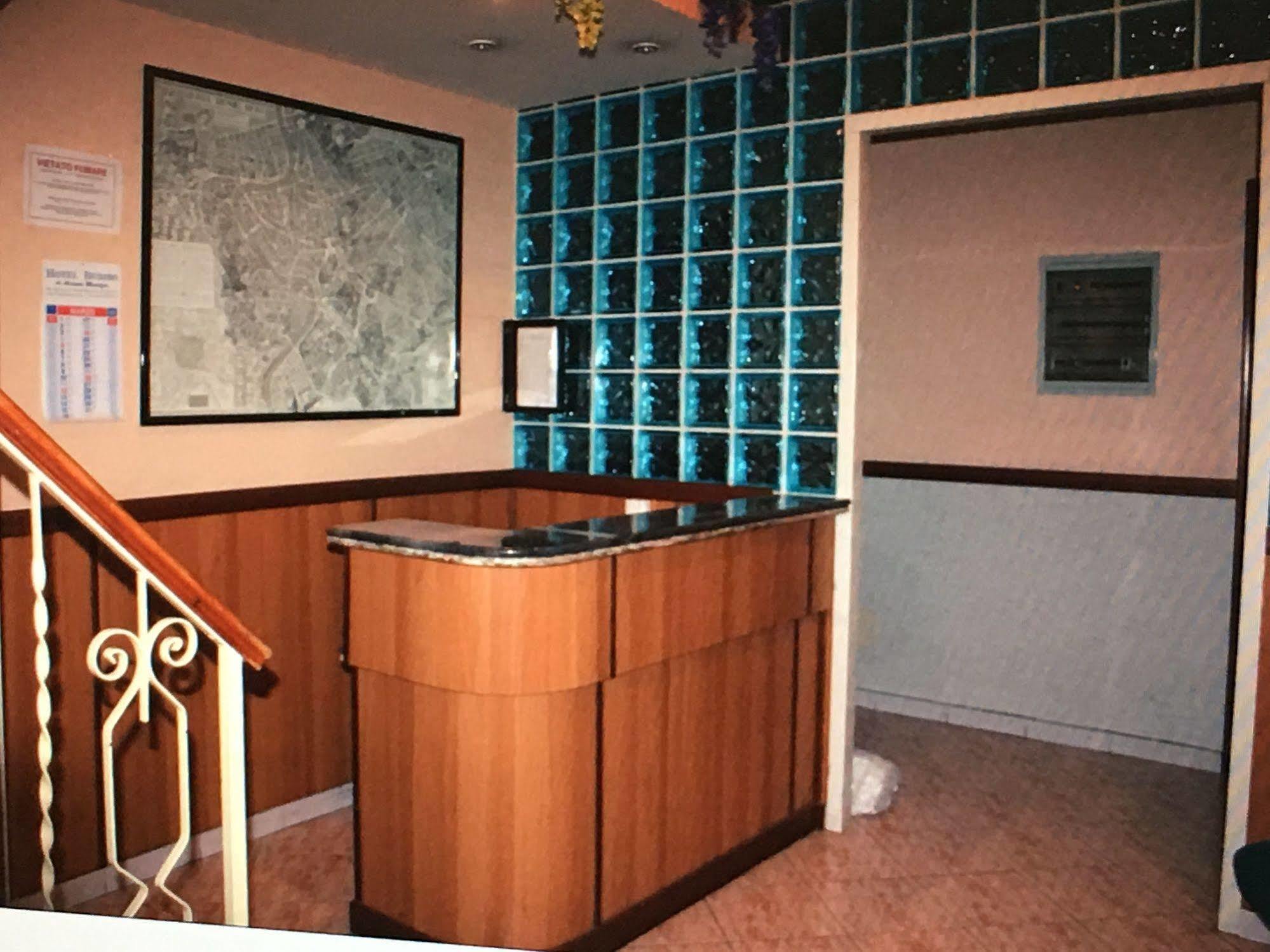 רומא Hotel Rubino מראה חיצוני תמונה