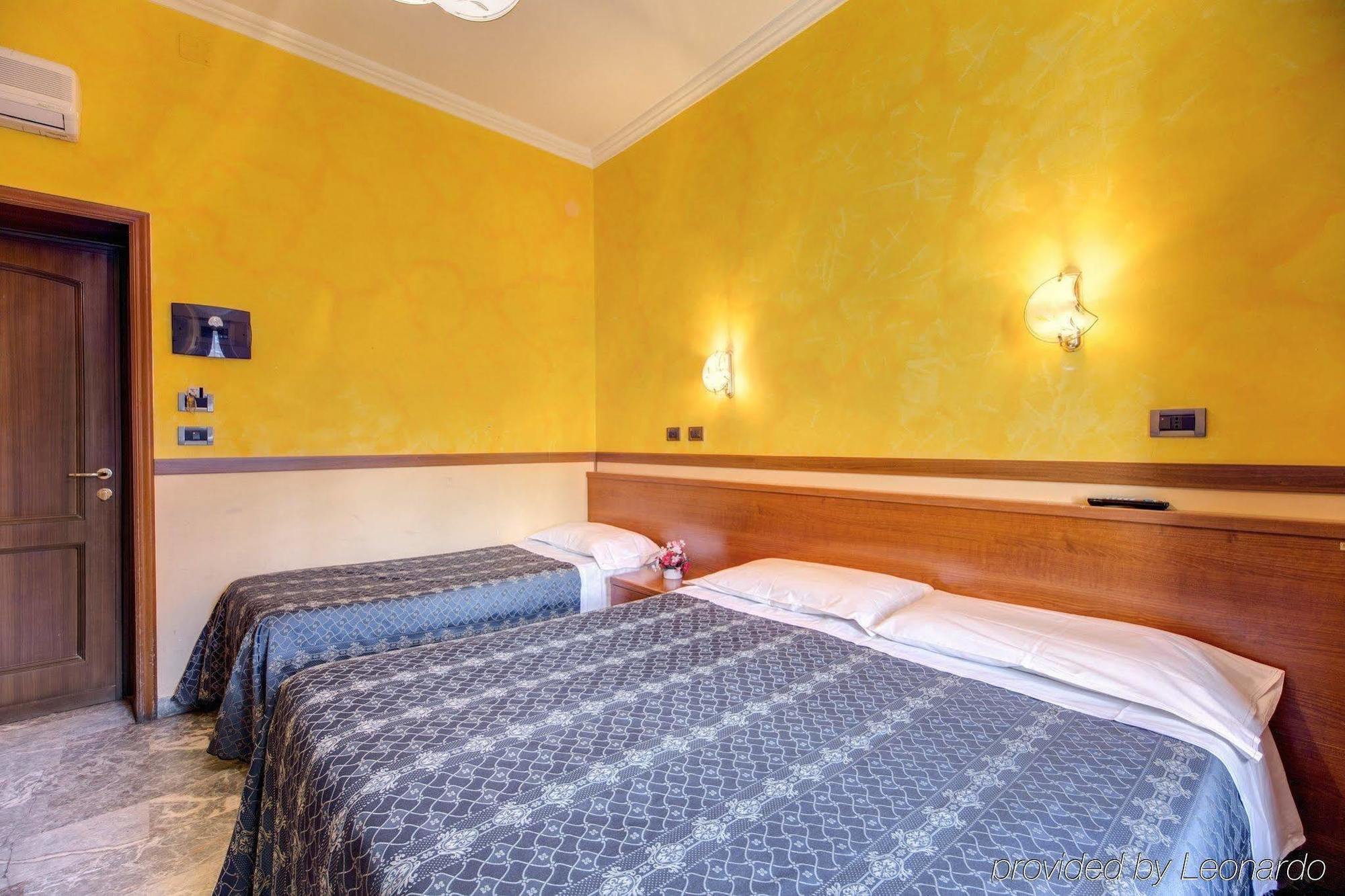 רומא Hotel Rubino מראה חיצוני תמונה