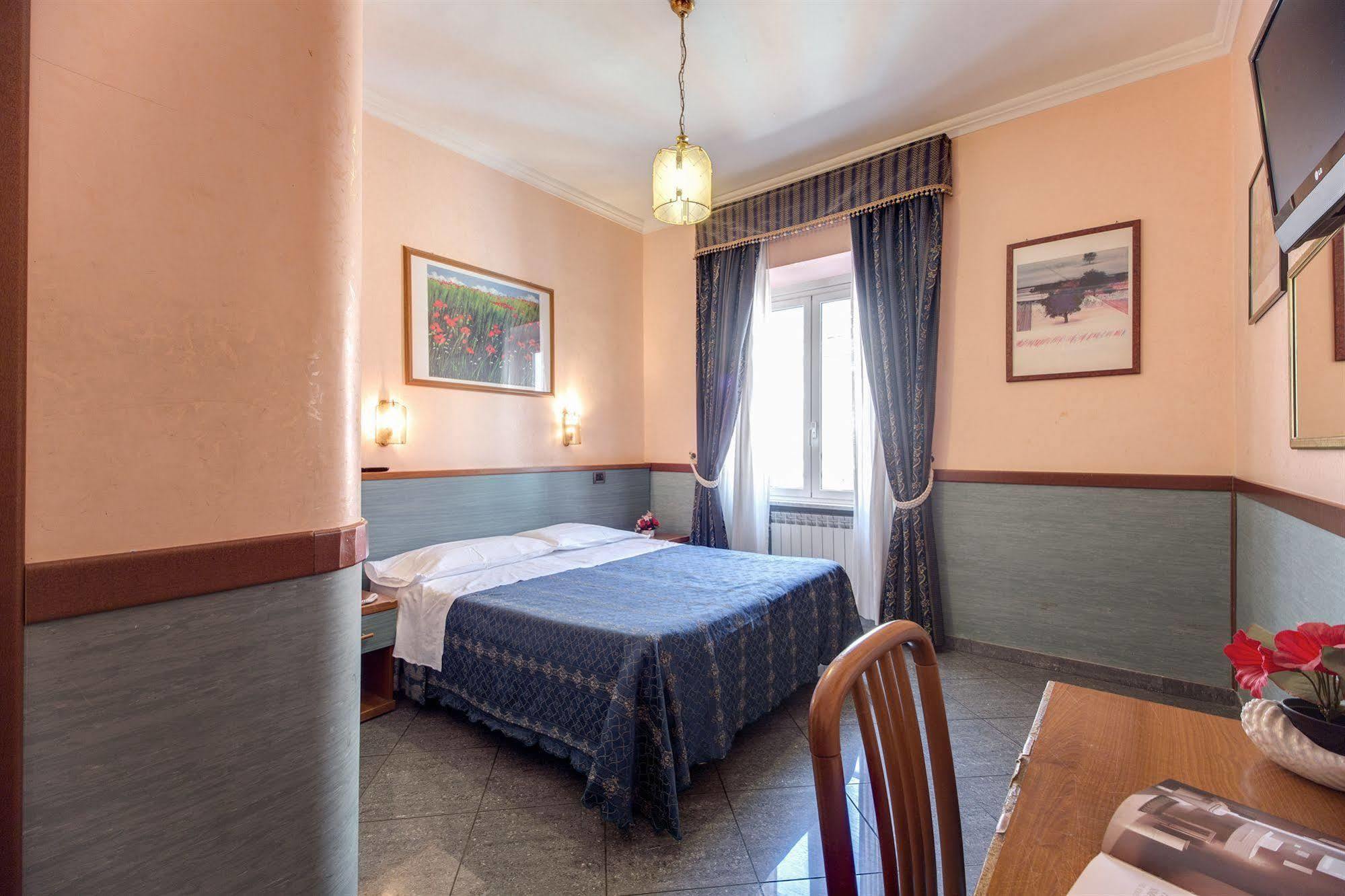 רומא Hotel Rubino מראה חיצוני תמונה